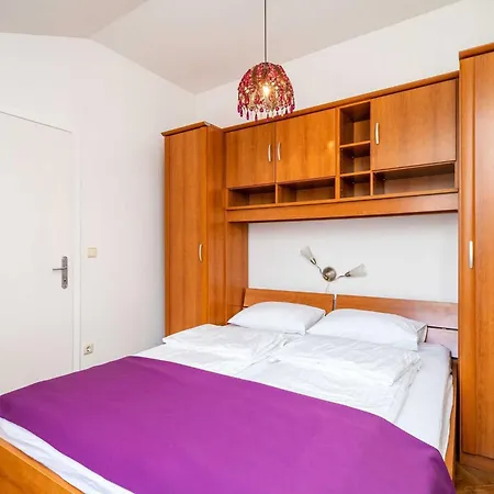 Peco With Balcony Lejlighed *